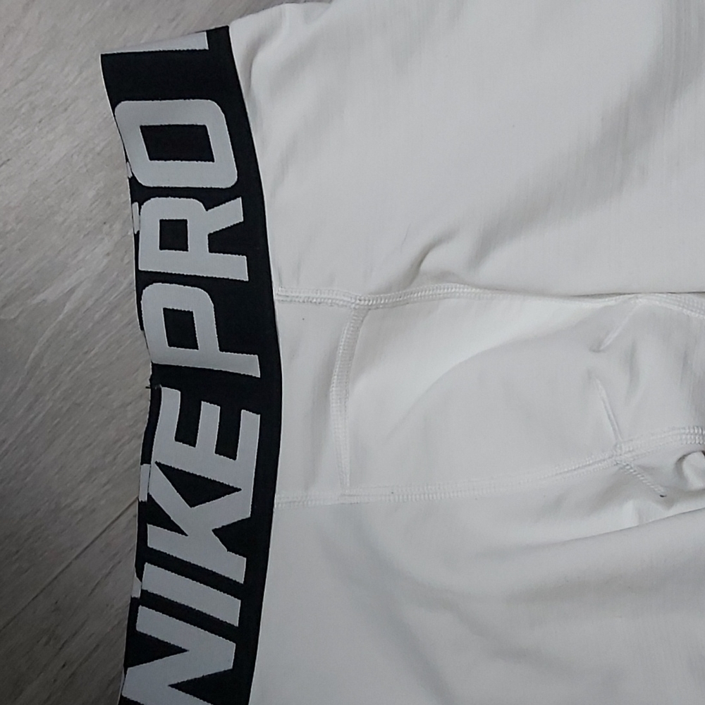 Nike compression - Picture 2 of 5